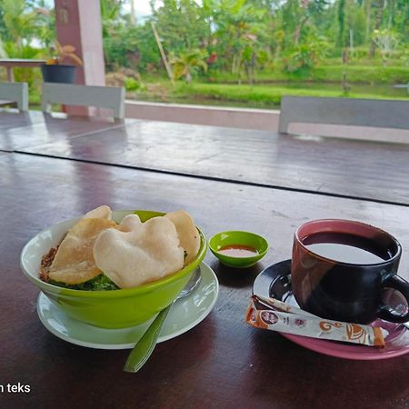Talaga Tomohon Home Stay And Fishing Pond 外观 照片